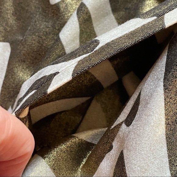 ✅2x Host Pick✅ Berek Metallic Jacket, Medium - Picture 6 of 7